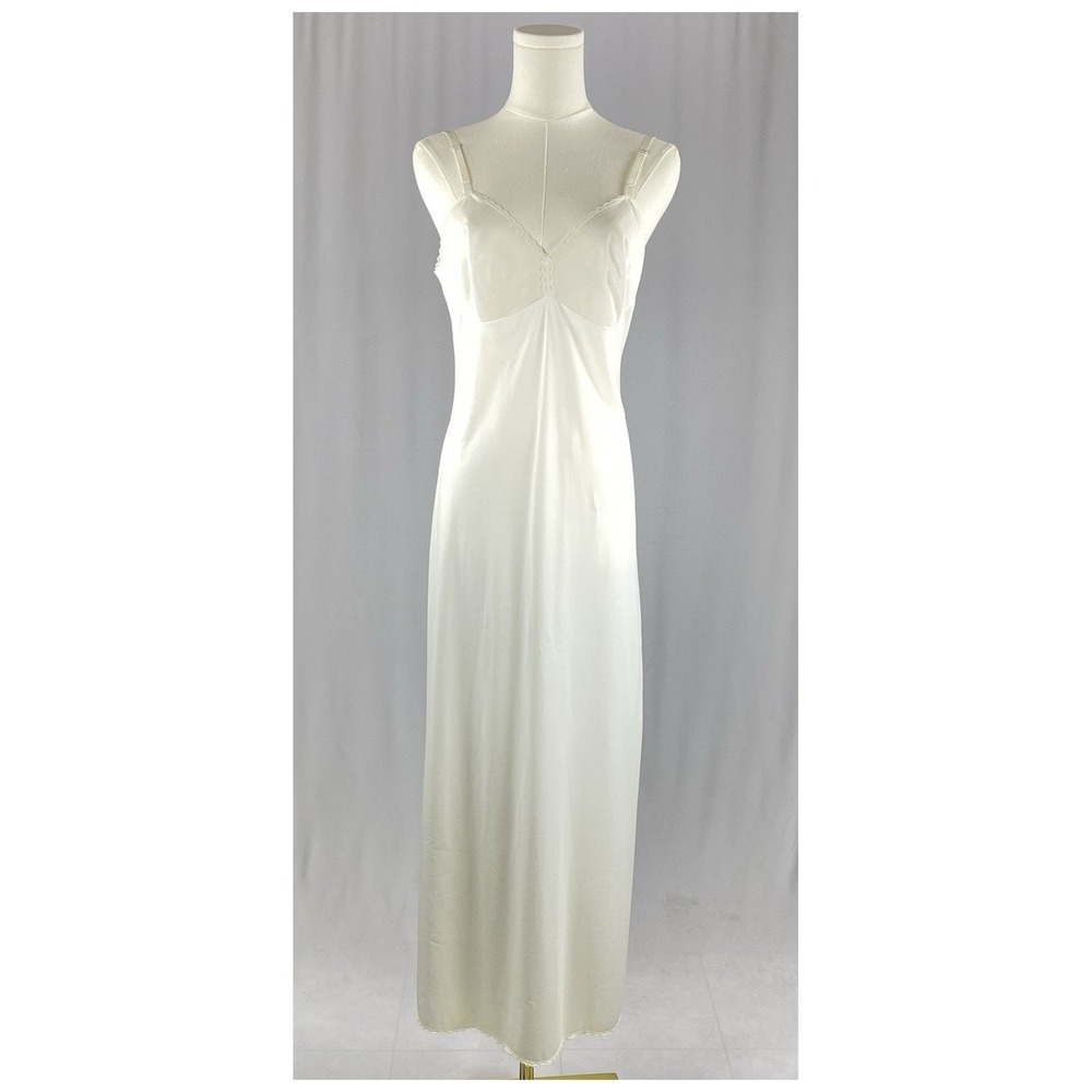 Vanity Fair Full Slip Nightgown Womens Small White Lace Trim Vintage Lingerie